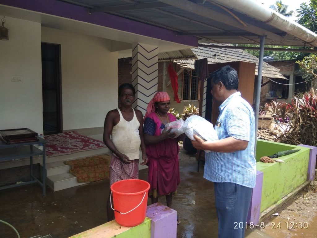 Photo 1 of 11 – We Stand By Kerala