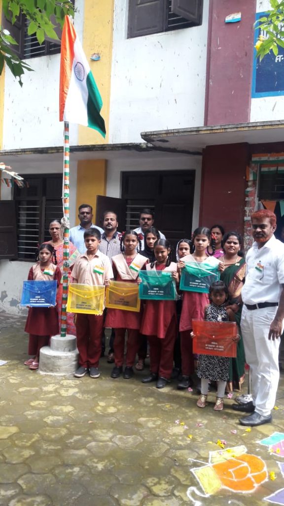 Photo 1 of 5 – Independence Day Gifts